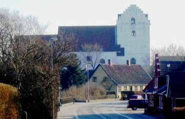 Tullebølle kirke